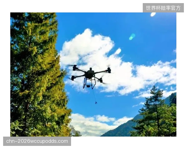 单架无人机在20分钟内可完成对3万平方米比赛区域的全覆盖扫描